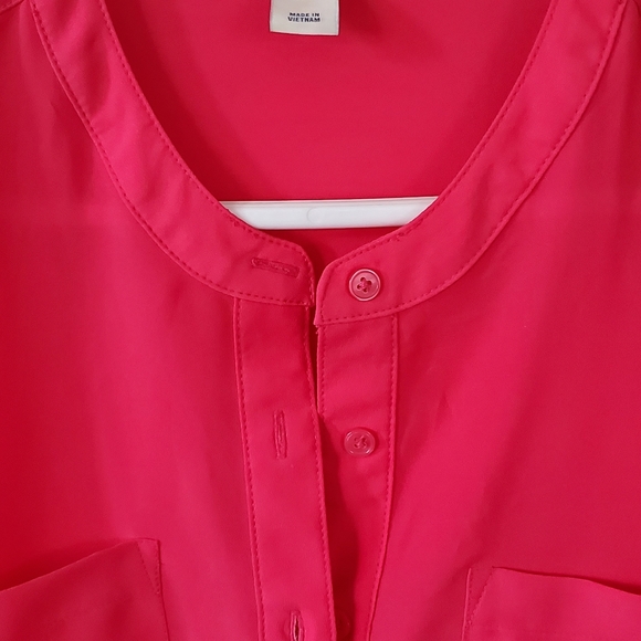 Old Navy Half Button down dress shirt - Picture 3 of 3